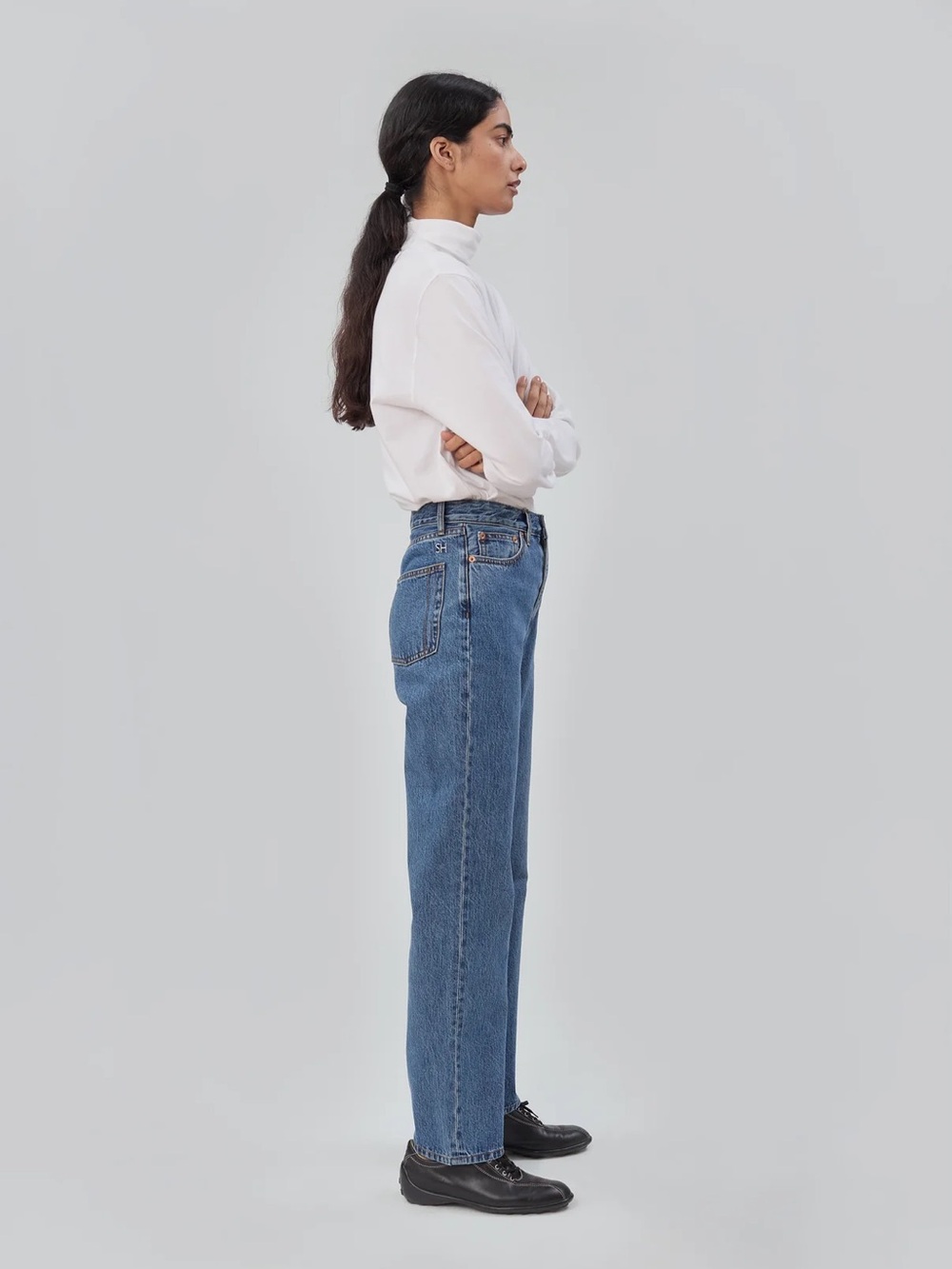 STILL HERE NY Childhood Straight Leg High-Rise Blue Jeans | size 25